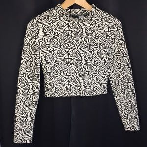 Black & White Rose print Crop top
